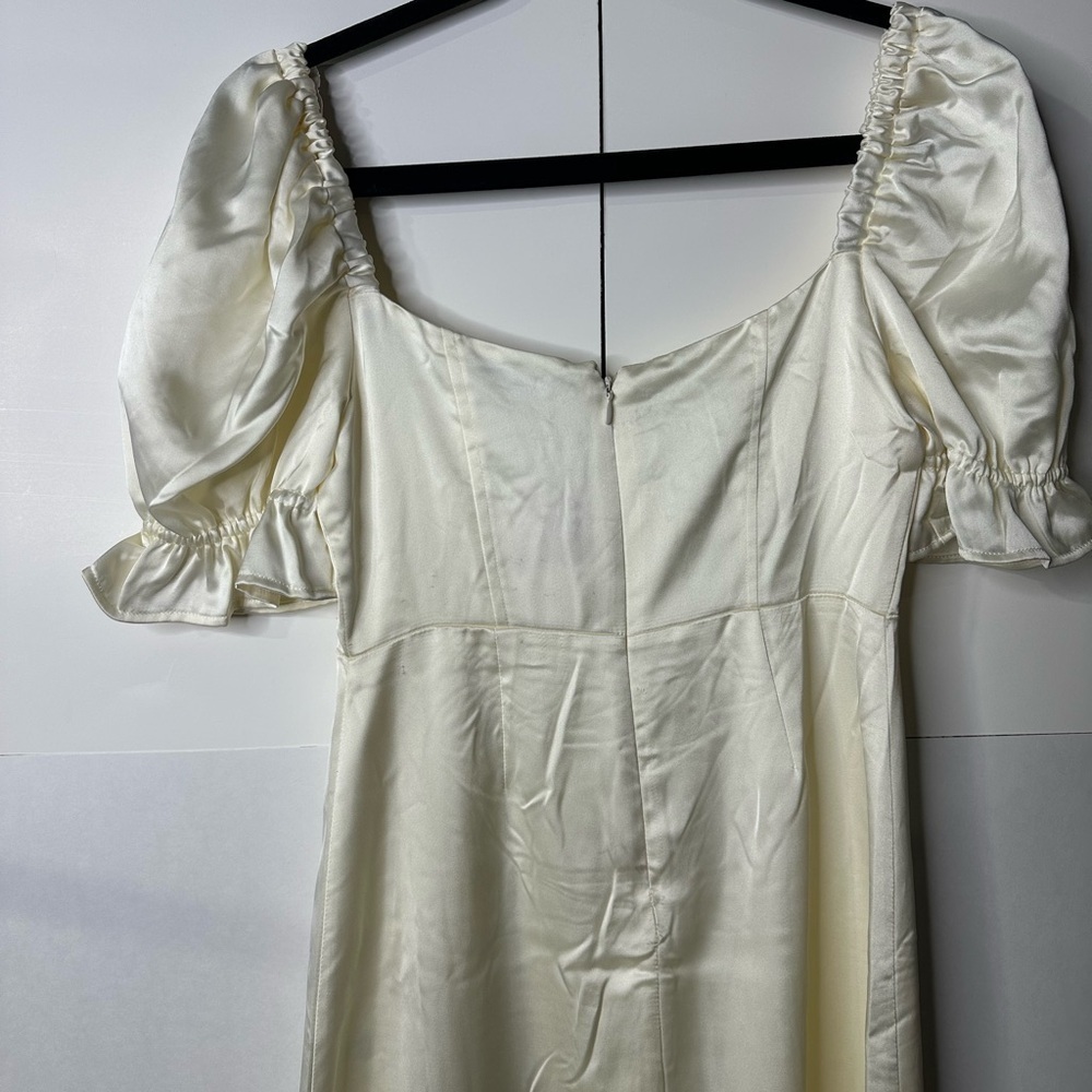 WE WORE WHAT Puff Sleeve Midi Dress - Picture 9 of 10